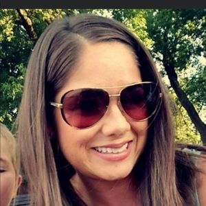 Meet your Posher, Phylisha